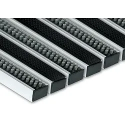 Covoras profesional DOORMAT 22 RB (cauciuc si perie) Covoras profesional DOORMAT 22 RB (cauciuc si perie)